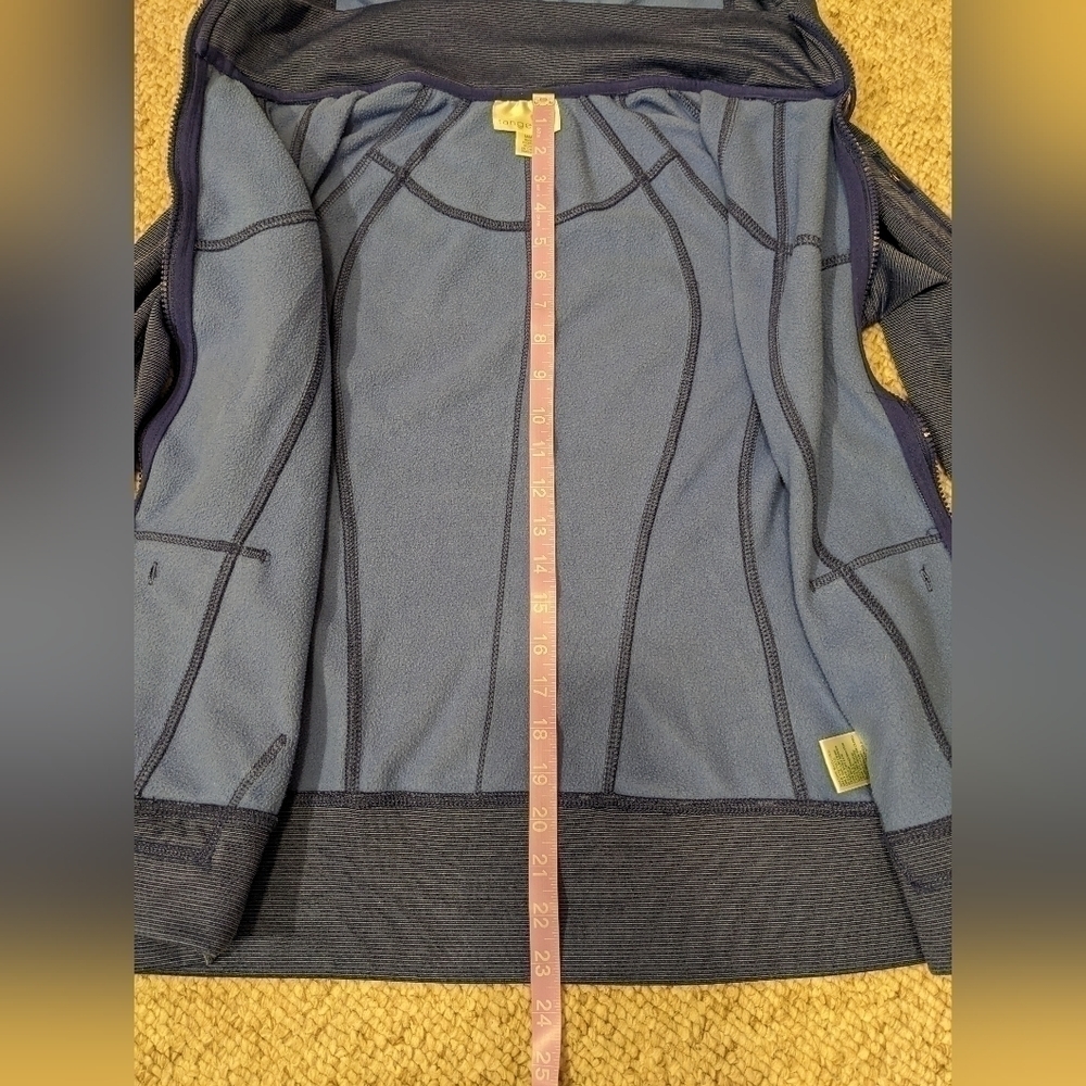 TANGERINE Size M athletic jacket with hood. - Picture 5 of 10